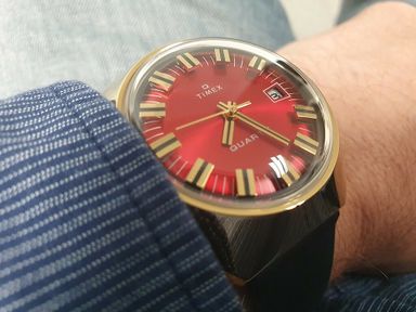 Opvallend gouden Timex Q reissue 80,-
