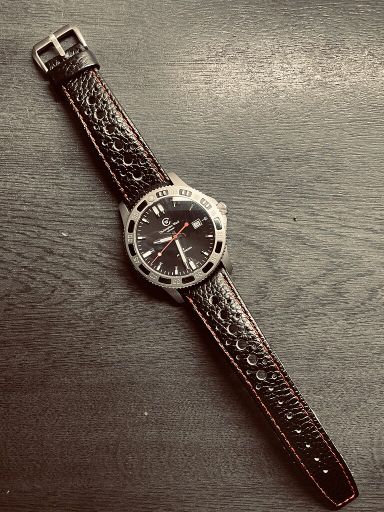 Christopher Ward Kingfisher Diver-Pro, €199,00.
