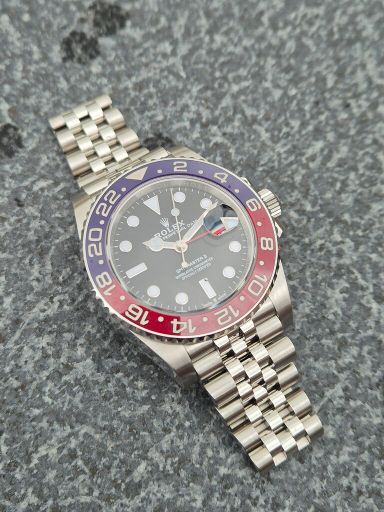 TK: Rolex GMT 126710 BLRO pepsi