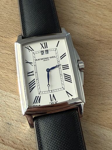 Te koop: Raymond Weil rectangular, quartz, big date