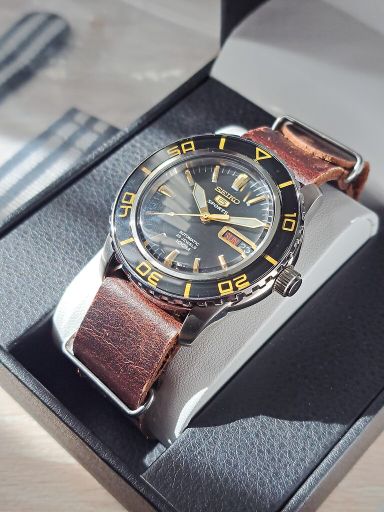 € 250,- | Seiko 'Fifty Fathoms' SNZH57K1 + extra's