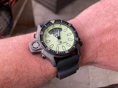 TK / TR: Citizen Promaster Aqualand JP2007-17W full lume