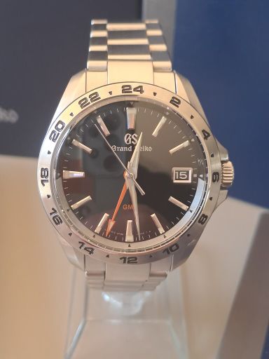 TK Grand Seiko SBGN003 GMT