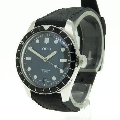 Oris Divers 65 12H Calibre 400