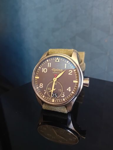 Alpina Startimer Pilot Big Date + 4 x nieuwe nato 299 euro