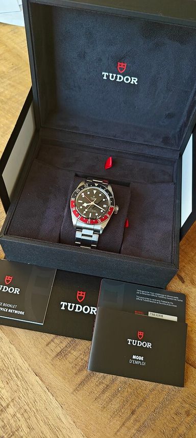Tudor black bay GMT 79830RB