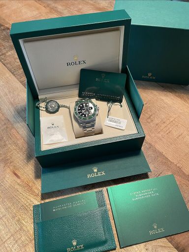 TK/TR: Rolex Submariner 126610 LV MK2