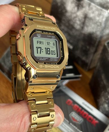 Casio G-Shock GMW-BZ5000GD-9ER MIP display - goud