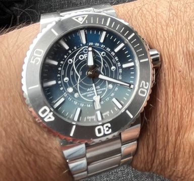 Oris Aquis Dat Watt limited edition