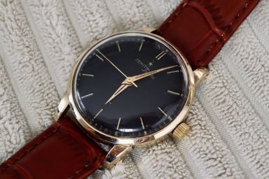 TK: 50s Zenith Sporto - Black on Gold