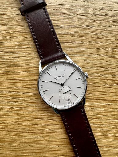Te koop: Nomos Orion 38 wit, full set