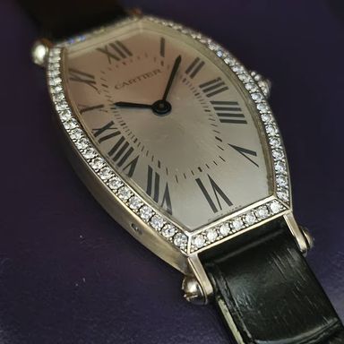 Cartier Tonneau 2711