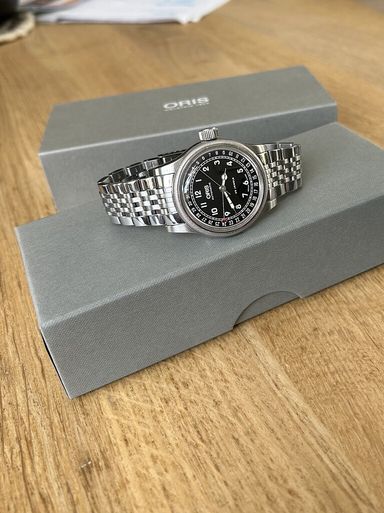 TK Oris Big crown pointer date