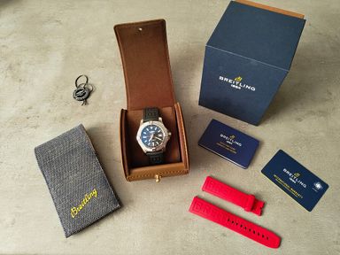 Breitling Avenger GMT 2021