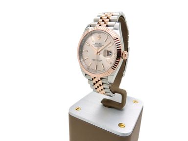 Rolex Datejust 126331 Sundust Dial Jubilee 41mm