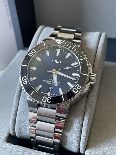 —Gereserveerd— Oris Aquis 41.5mm blauw