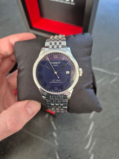 TK: zgan Tissot Le Locle 475 euro!