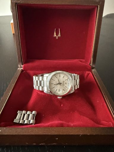 Te koop Bulova Super seville day date