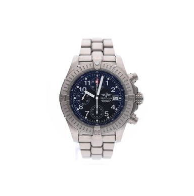 Breitling Avenger Titanium Chronograph E13360; Automatic Men's Watch