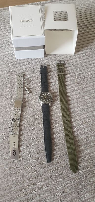 Seiko SNK381