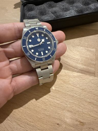 San Martin SN0008, Blauw
