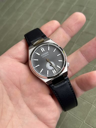 TK: Citizen Tsuyosa small second (grijs)