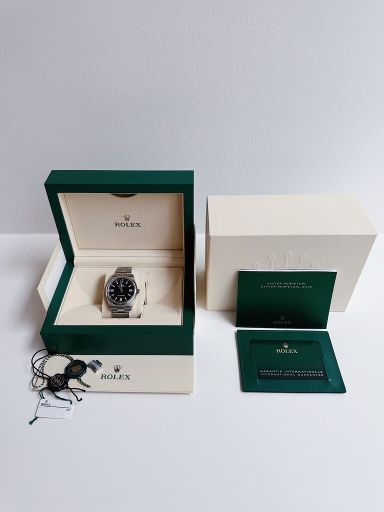 TK: Rolex Oyster Perpetual 41 – Ref. 124300 (Black dial)