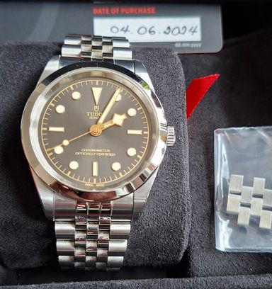 TK Tudor Black Bay 41mm Antraciet