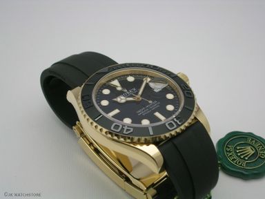 ROLEX YACHTMASTER 226658 42MM YELLOW GOLD 2025