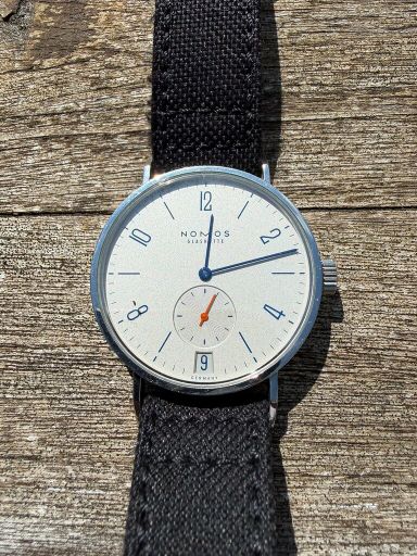 Tk: Nomos Tangomat NL Edition
