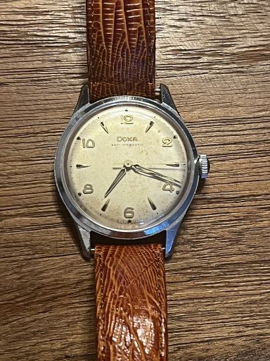 Vintage doxa dresser