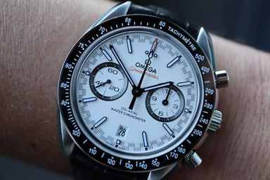 Omega Speedmaster Racing