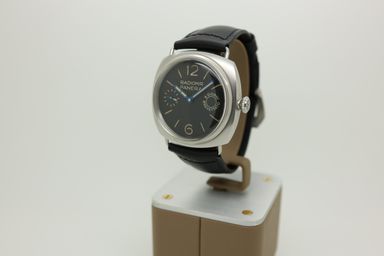 Panerai Radiomir PAM00992 202 as new