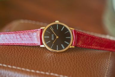 TK Zenith Movado 18k Ultra Dunne Dresser