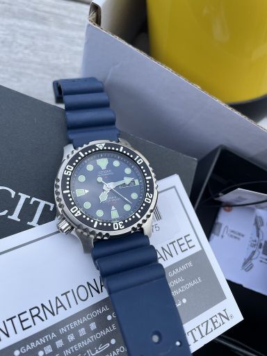 Te Koop: Citizen NY0040-17L