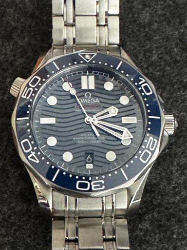 TK: Omega SMP 300 blauw 2022 stalen band full set met factuur €3500