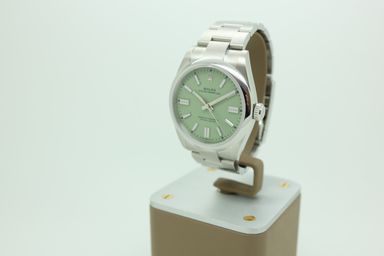 Rolex Oyster Perpetual 134300 Pistachio new 2026