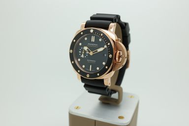 Panerai Submersible PAM00974 new 2025
