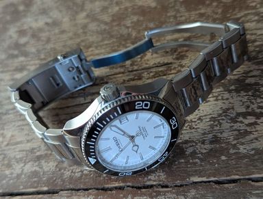 TK: Christopher Ward C60 Trident Pro 600 Mk2 38mm