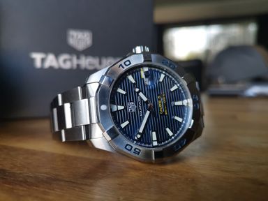 TK: Tag Heuer Aquaracer 43 Calibre 5 - € 1.375,-
