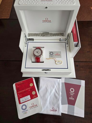TK ❤️ Omega Speedmaster Tokyo 2020 Rising Sun
