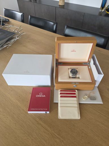 TK: Omega Seamaster Professional Diver 300M Zwart