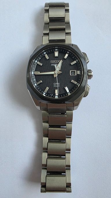Seiko Astron SSJ007J1