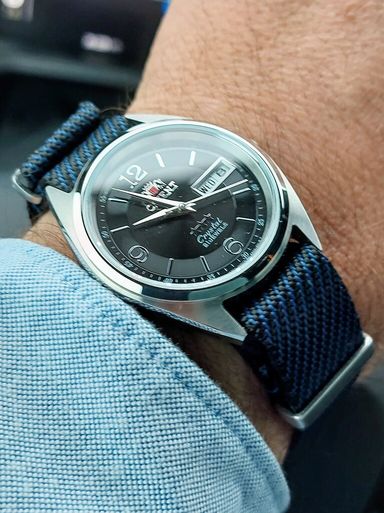 ORIENT Tri Star FAB0000EB zwarte wijzerplaat € 100