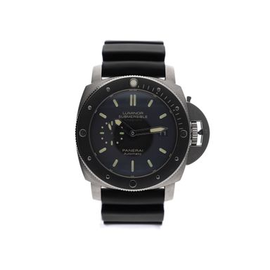 Panerai Luminor Submersible PAM00389; Automatic Watch