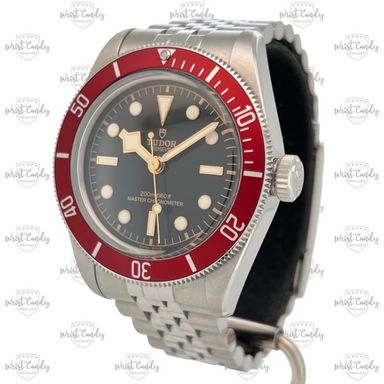 Tudor Black Bay 41 burgundy • 12/2023 🇳🇱 • als nieuw