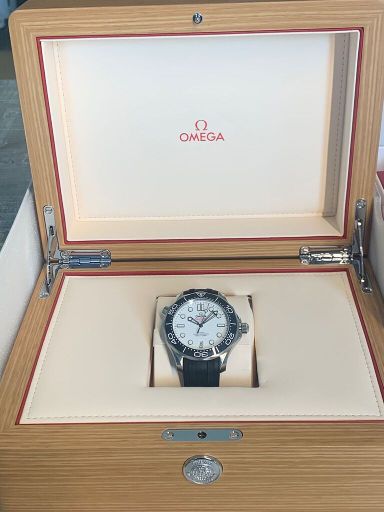 Omega Seamaster Diver 300M wit Mesh bacelet en witte omega band