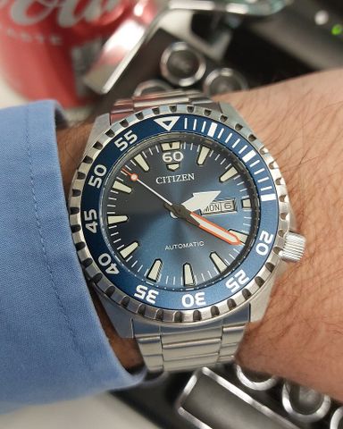 Citizen NH8389‑88LE blauwe dial – € 159