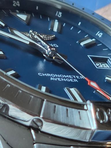 TK: BREITLING AVENGER