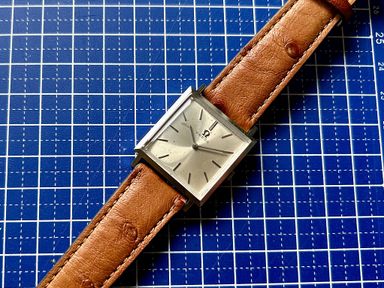 Omega square 1967 "slim" 111.024